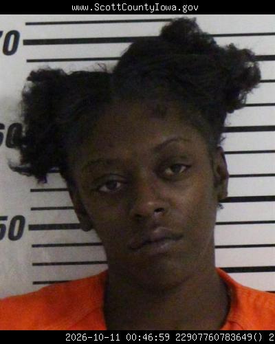 Booking photo — Danielle Monique Hoskins